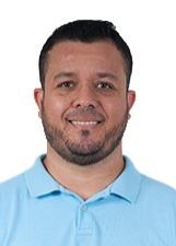 Foto oficial de NELINHO